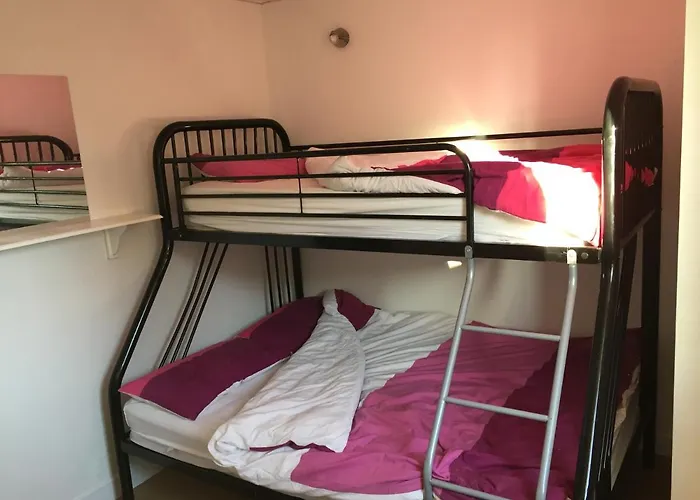 אכסניה Greenway & Copper Coast